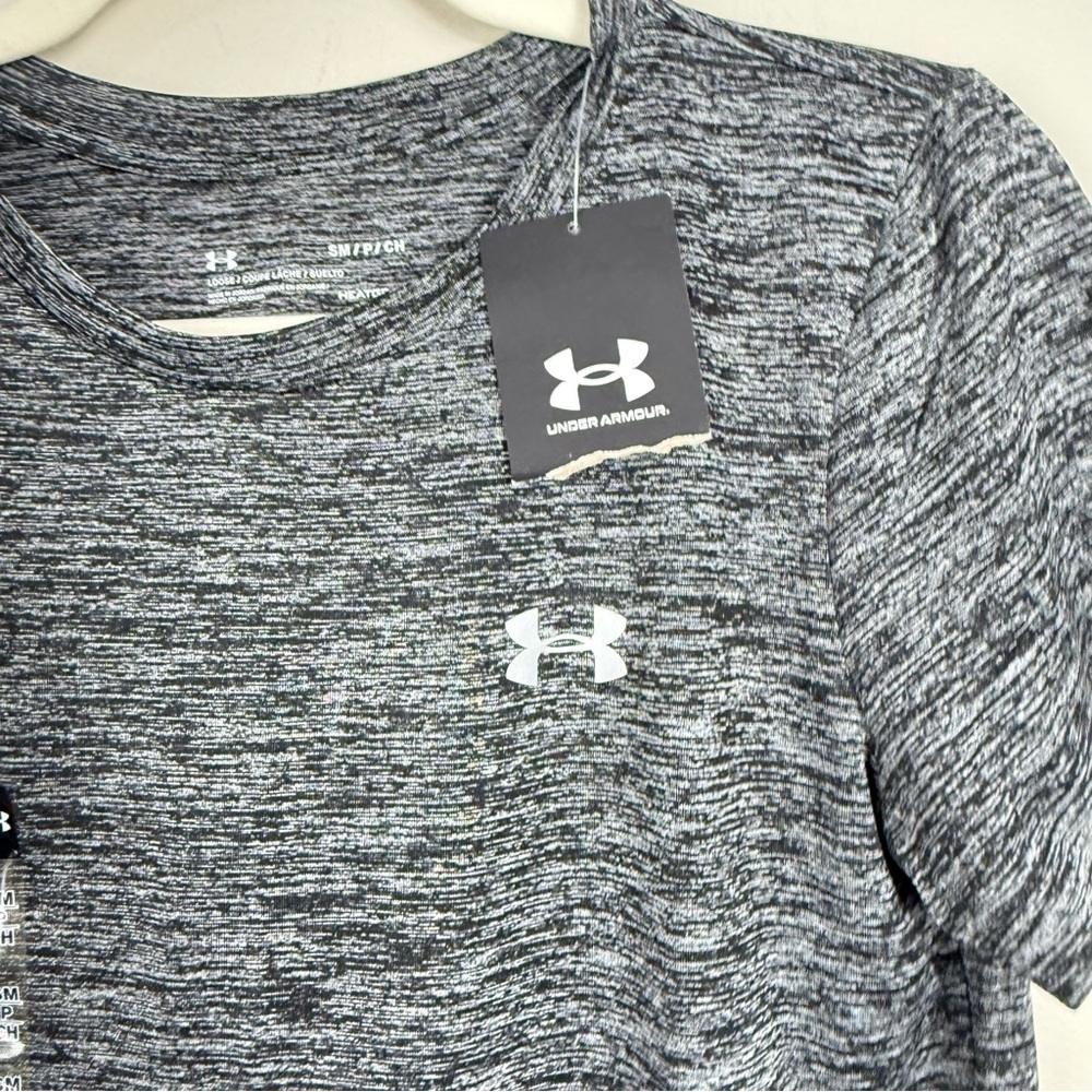 Under Armour Top Womens Small Black White Heathered Shirt Short Sleeve Stretch - Picture 3 of 7